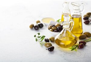Oliivid ja oliiviõli kannus